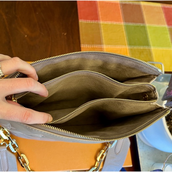 Louis Vuitton Coussin PM - Picture 8 of 9